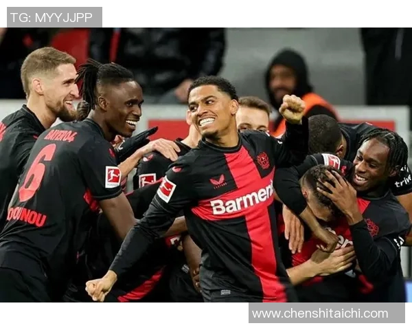 足球场上风采依旧 球星帅哥们展现魅力与实力的完美结合