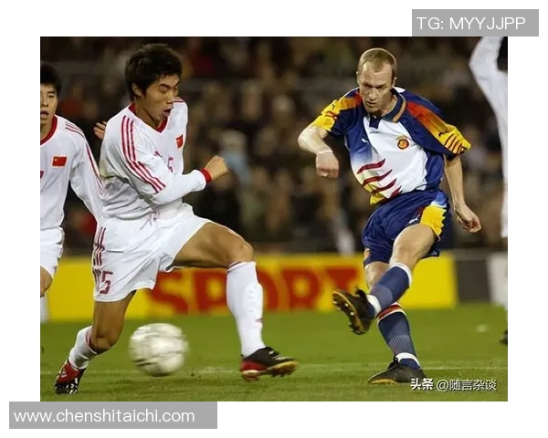 1999年足球传奇人物海报回顾与历史足坛风云再现